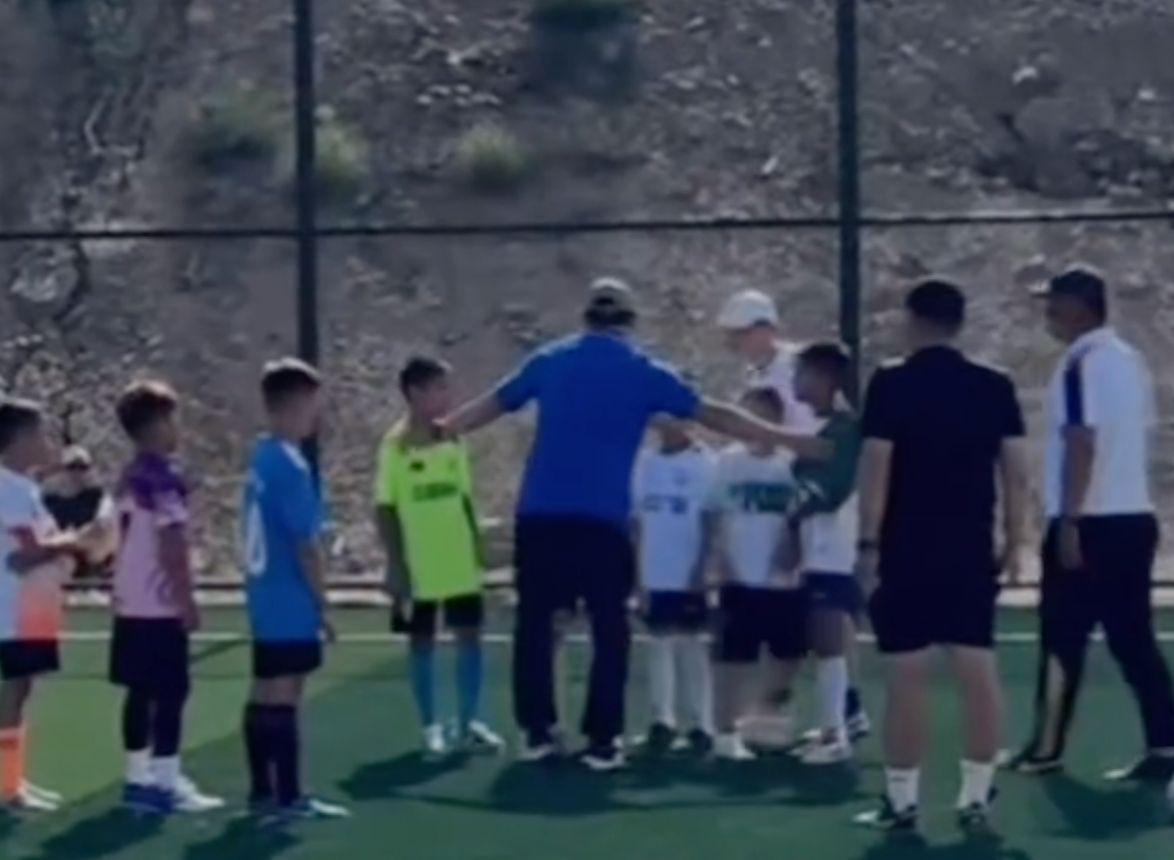 挺遗憾的, 踢了一场对